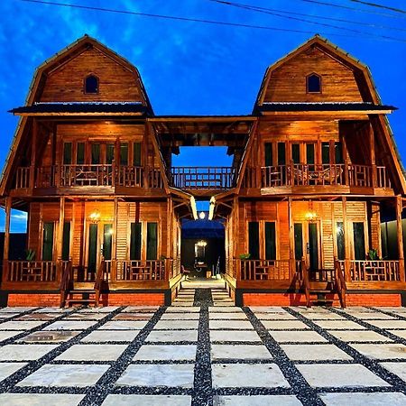 Noerbaya House Bukittinggi Villa Exteriör bild