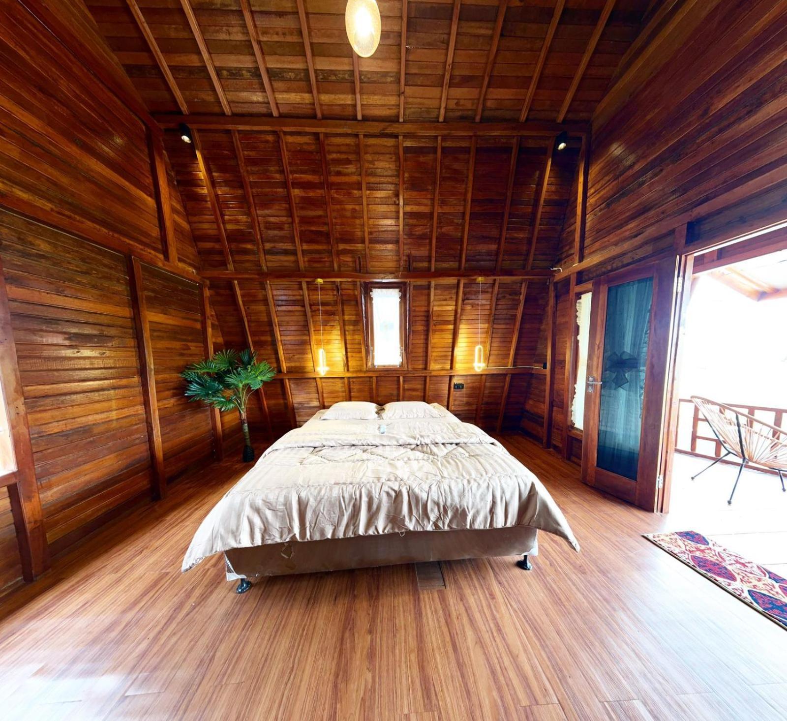 Noerbaya House Bukittinggi Villa Exteriör bild