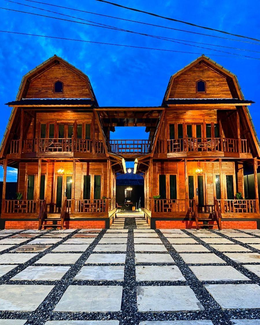 Noerbaya House Bukittinggi Villa Exteriör bild